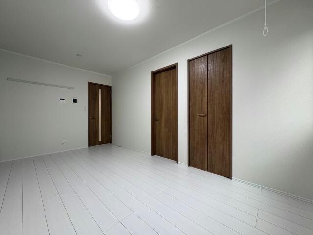 物件内観写真9　(別角度)