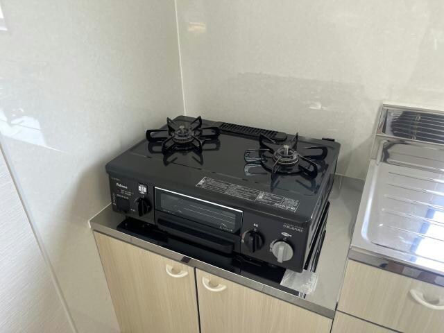 物件内観写真20　(ガスコンロ残置物)
