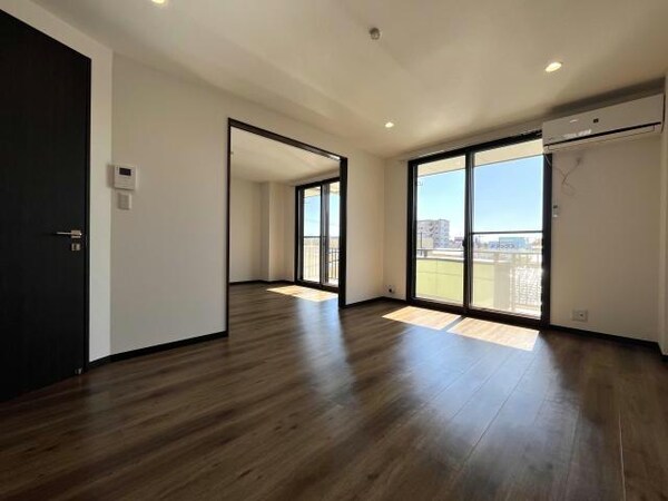 リビングダイニング