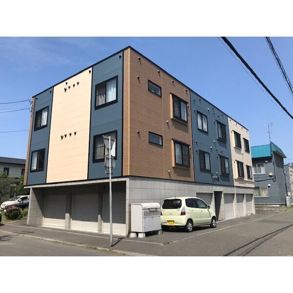 カーサフェリーチェ栄町の物件外観写真