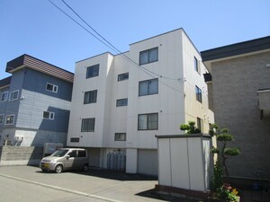 アーバン37外観写真