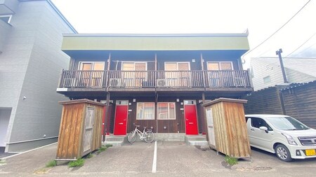 シャルムV外観写真
