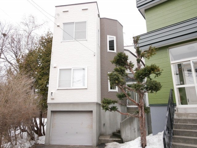 北24西13川畑邸貸家の物件外観写真