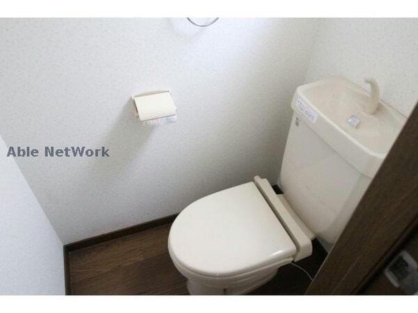 トイレ(※別室、参考写真)
