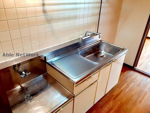 物件内観写真14　(※別室参考画像)