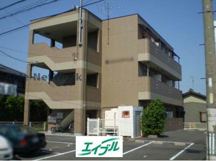 メゾンアイリス