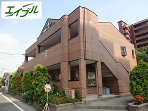 プロニティー中央外観写真