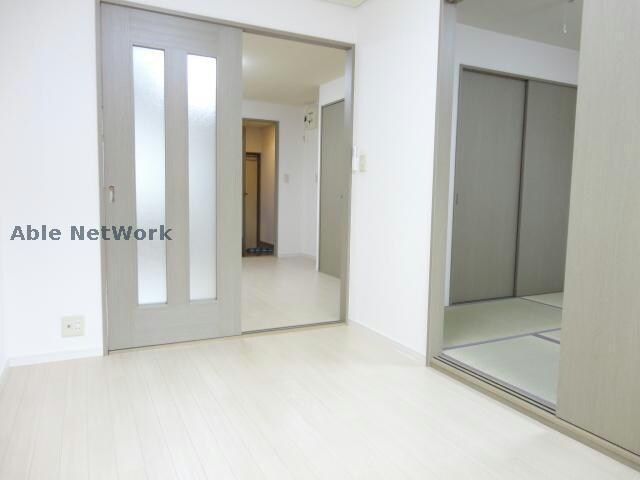 物件内観写真6　(※別室参考写真)