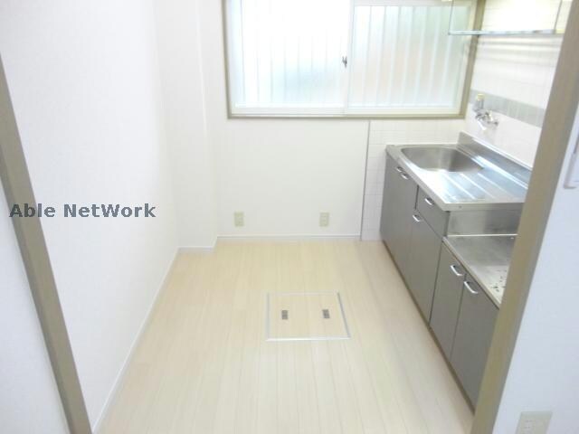 物件内観写真8　(※別室参考写真)