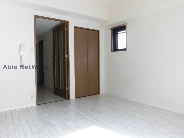 物件内観写真8　(※別室　参考画像)