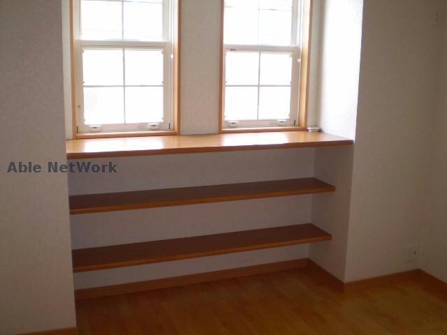 物件内観写真9　(※別室参考画像)