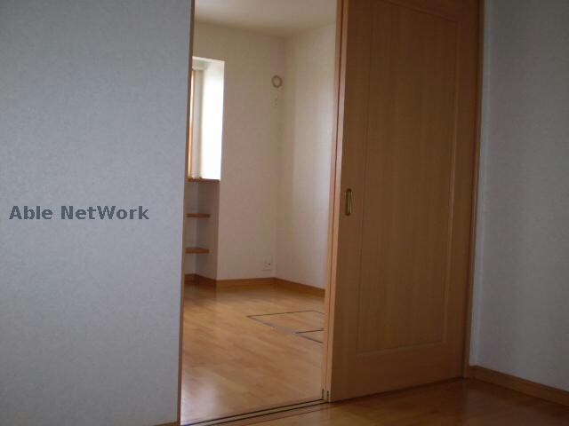 物件内観写真10　(※別室参考画像)