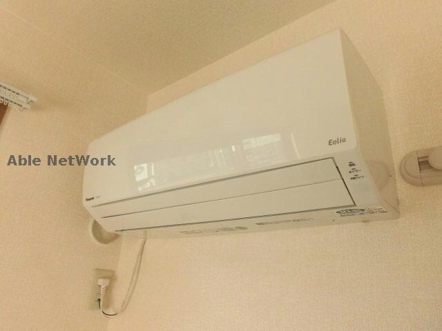 物件内観写真10　(※別室参考画像)