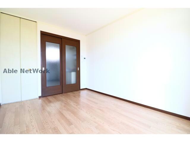 物件内観写真6　(同型タイプ)