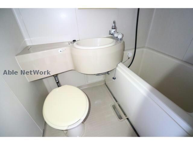 物件内観写真10　(同型タイプ)