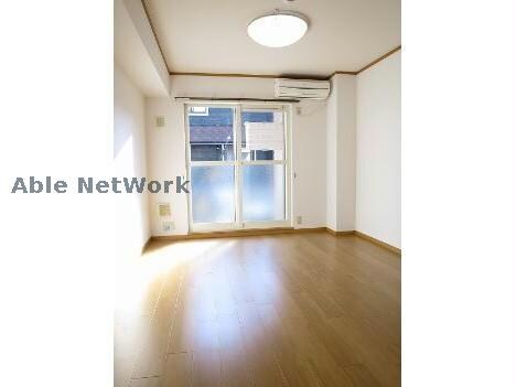 物件内観写真4　(同型タイプ)