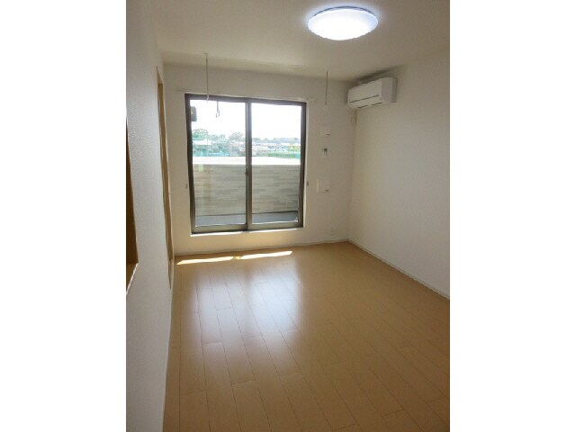 物件内観写真5　(同型タイプ)