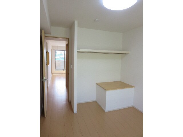 物件内観写真6　(同型タイプ)