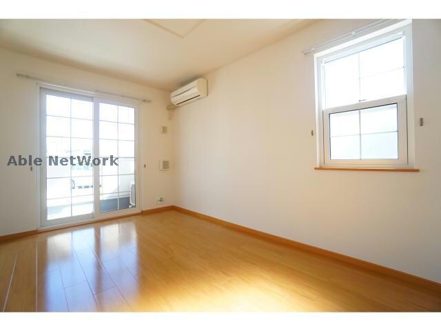 物件内観写真8　(（同型タイプ）)