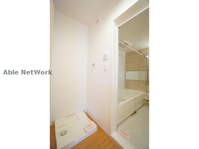 物件内観写真16　(同型タイプ)