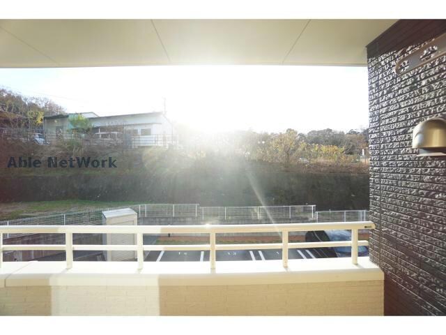 物件内観写真24　(同型タイプ)