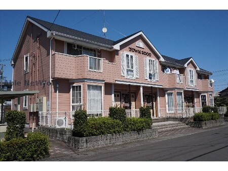 ＴＯＷＮ　２０００外観写真