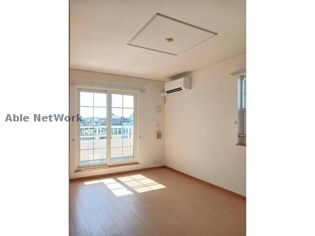 物件内観写真4　(同型タイプ)