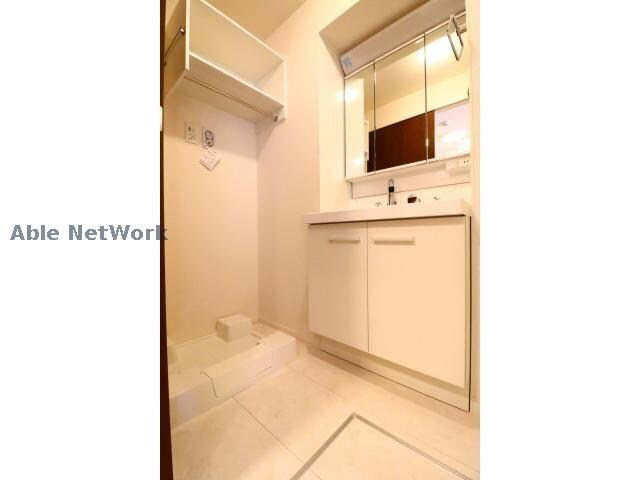 物件内観写真11　(同型タイプ)