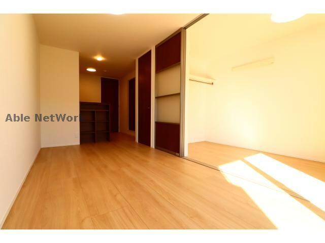 物件内観写真22　(同型タイプ)