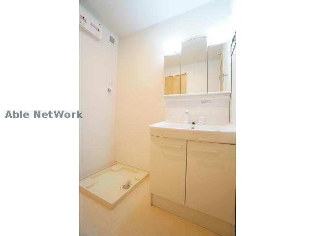 物件内観写真11　(同型タイプ)