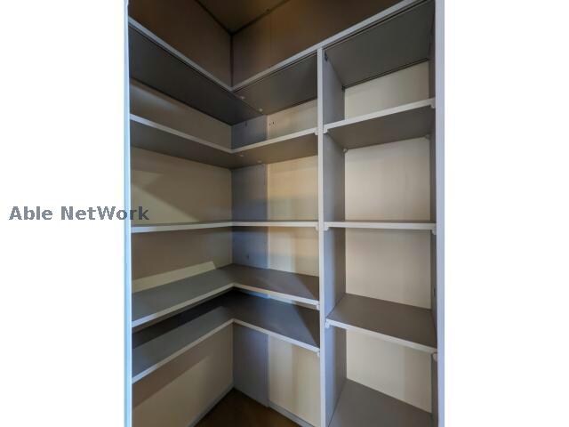 物件内観写真10　(キッチンパントリー)