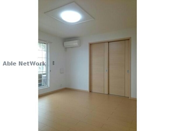 リビングダイニング