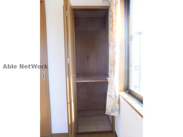 ユトリロ駅南の収納