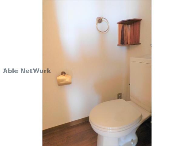 ユトリロ駅南のトイレ