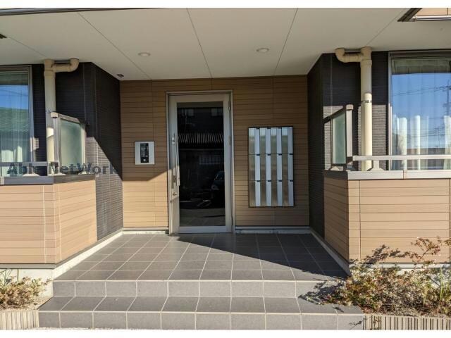 ピノワール　弐番館のエントランス部分