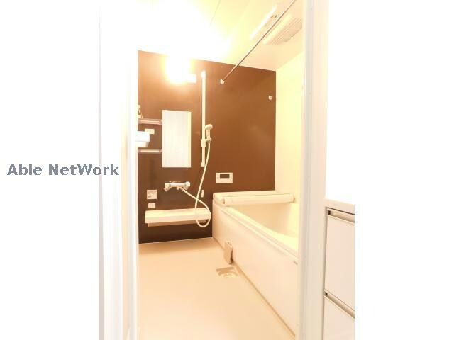 ピノワール　弐番館のバス