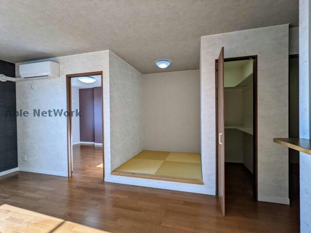 Riviest（リヴィエスト）のリビングダイニング(畳コーナー)