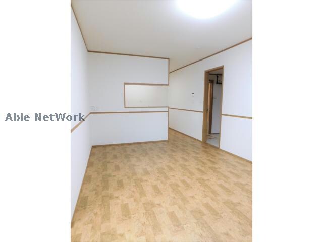 シャ・シアンのリビングダイニング