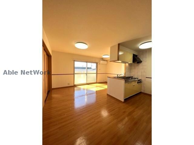 リビングダイニング