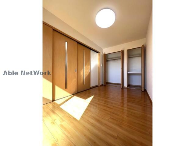 居室(南側洋室6帖)