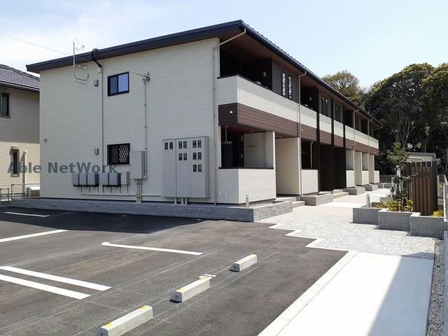 アペ・伊奈