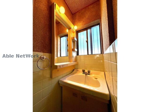 蒲郡市神明町貸家の洗面所・脱衣所