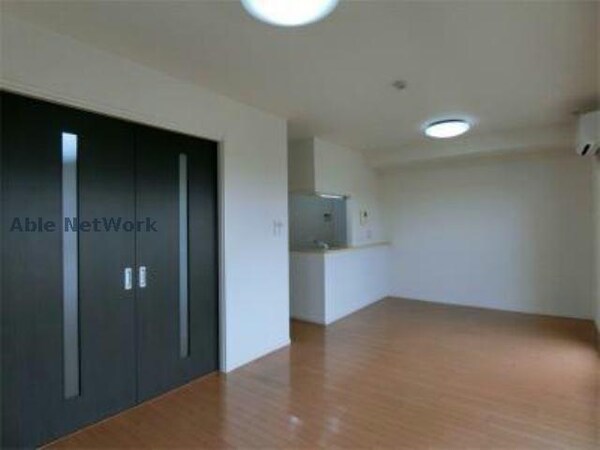 リビングダイニング