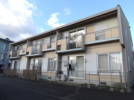 ファミエール北岡外観写真