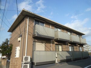 エルシャトーＣａｌｏｎ外観写真