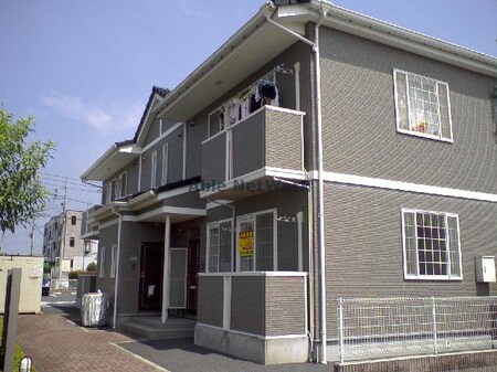 ロイヤルパーク　Ｃ（前橋市天川大島町）外観写真