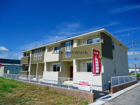 ルナ・ピエナ（前橋市元総社町）外観写真