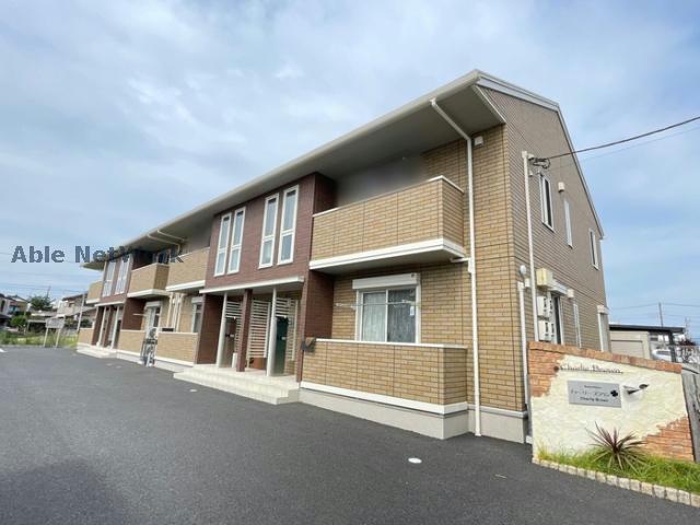 Ｃｈａｒｉｅ　Ｂｒａｗｎ （前橋市三俣町）