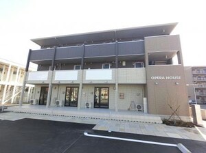 オペラハウス西片貝（前橋市西片貝町）外観写真