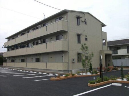 アヴァンタージュ（熊谷市末広）外観写真